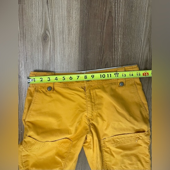 Vintage Athleta Cargo Pants Mustard Yellow Gold Straight Leg size 6 - Picture 6 of 10